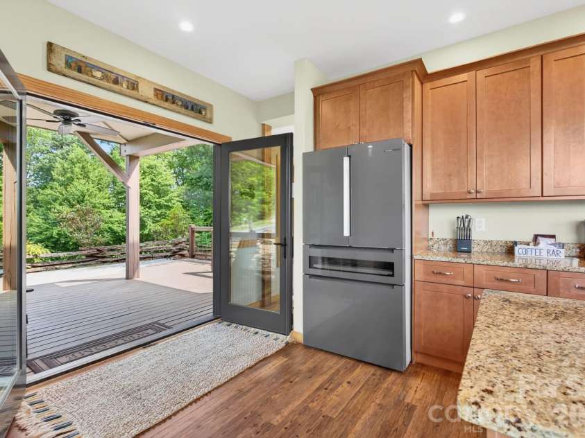 252 Tsali Crossing, Bryson City, NC 28713.  MLS# CAR4383473, YatesRealty ID 23387. 