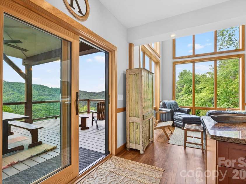 252 Tsali Crossing, Bryson City, NC 28713.  MLS# CAR4383473, YatesRealty ID 23387. 