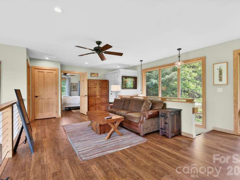 252 Tsali Crossing, Bryson City, NC 28713.  MLS# CAR4383473, YatesRealty ID 23387. 