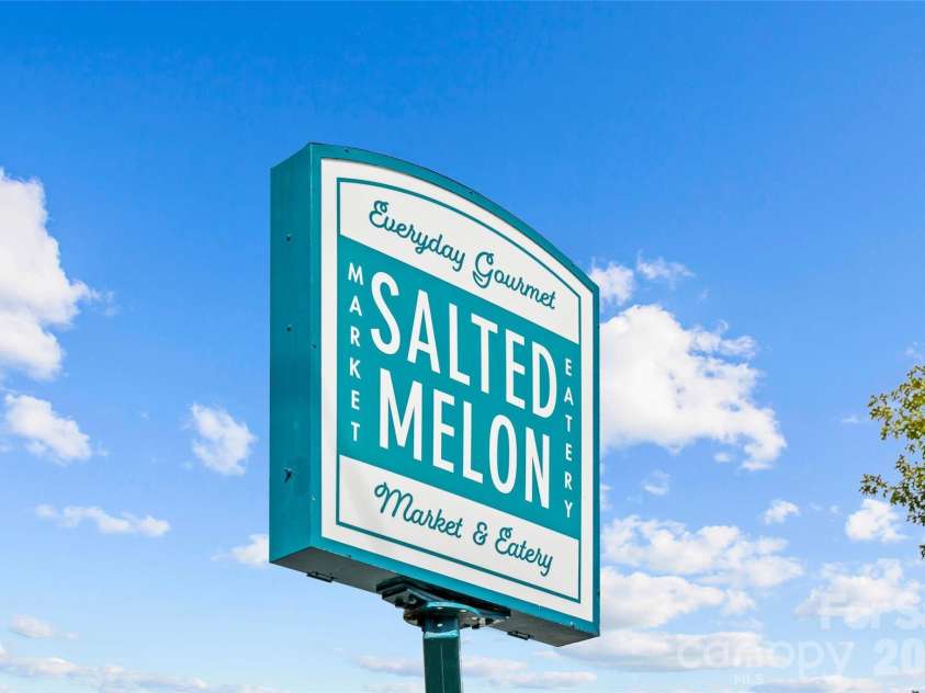 1500 Queens Road, Charlotte, NC 28207.  MLS# CAR4374696, YatesRealty ID 23388. 