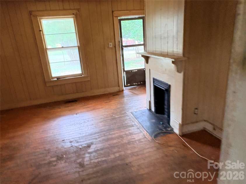1286 Elmwood Avenue, Lancaster, SC 29720.  MLS# CAR4383100, YatesRealty ID 23390. 
