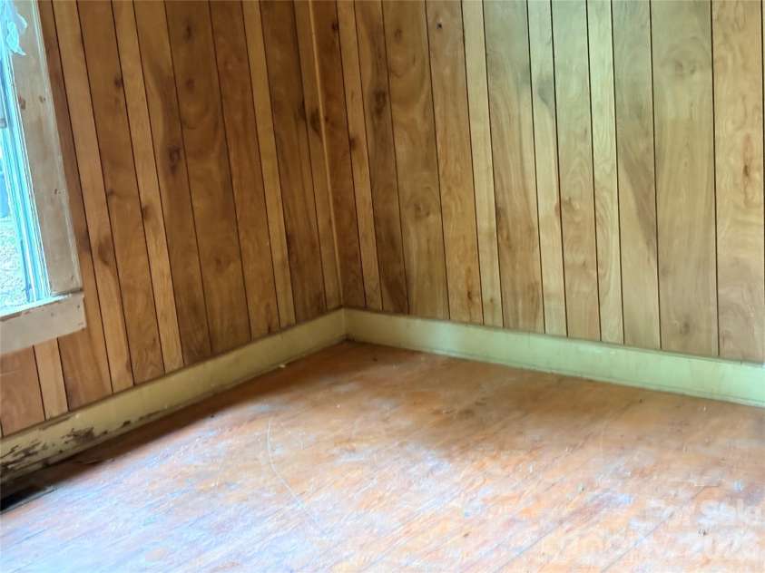 1286 Elmwood Avenue, Lancaster, SC 29720.  MLS# CAR4383100, YatesRealty ID 23390. 