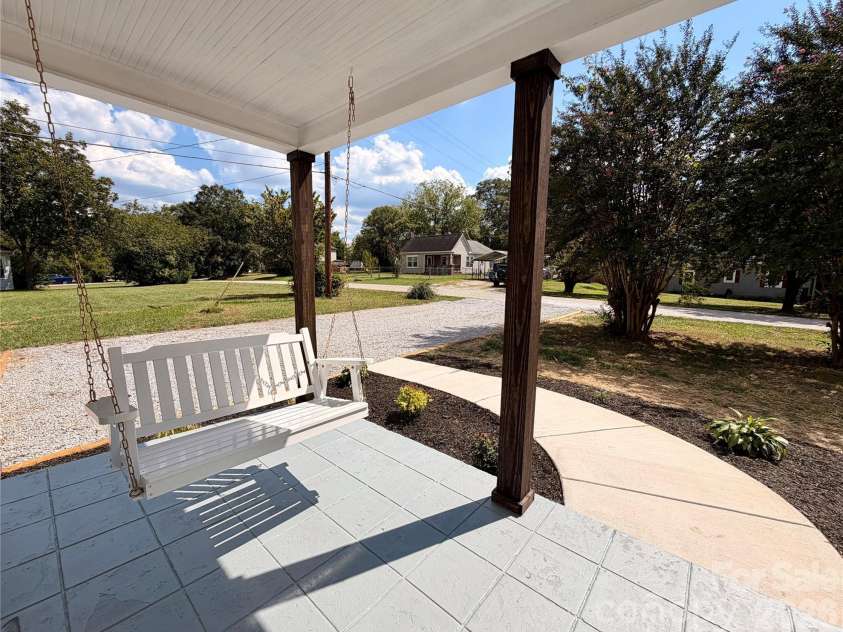 1286 Elmwood Avenue, Lancaster, SC 29720.  MLS# CAR4424690, YatesRealty ID 23390. 