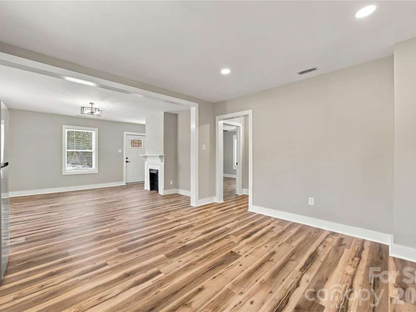 1286 Elmwood Avenue, Lancaster, SC 29720.  MLS# CAR4424690, YatesRealty ID 23390. 