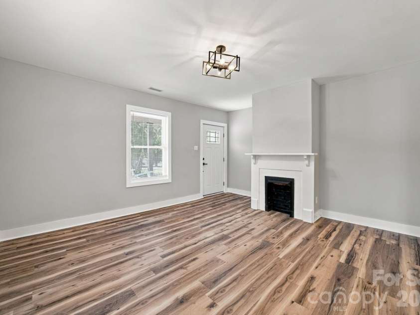 1286 Elmwood Avenue, Lancaster, SC 29720.  MLS# CAR4424690, YatesRealty ID 23390. 