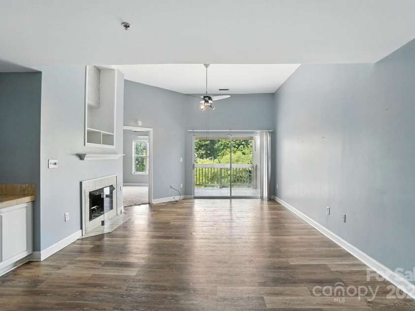 108 Pier 33 Drive, Mooresville, NC 28117.  MLS# CAR4283399, YatesRealty ID 23392. 