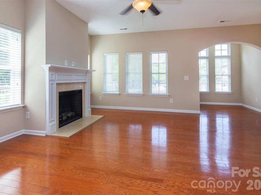2721 Grain Mill Lane, Charlotte, NC 28214.  MLS# CAR4383522, YatesRealty ID 23392. 