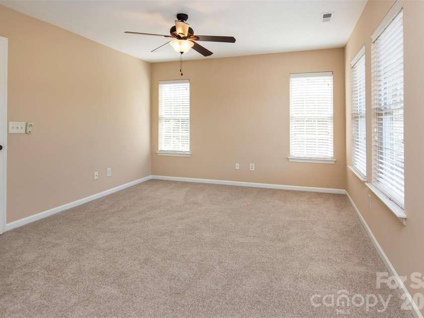 2721 Grain Mill Lane, Charlotte, NC 28214.  MLS# CAR4383522, YatesRealty ID 23392. 
