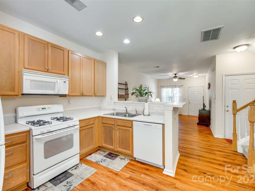 1003 Silver Springs Road, Fort Mill, SC 29715.  MLS# CAR4264252, YatesRealty ID 23393. 
