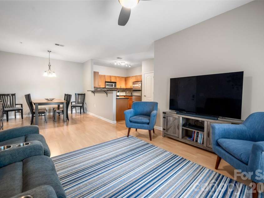 132 Appeldoorn Circle, Asheville, NC 28803.  MLS# CAR4368691, YatesRealty ID 23393. 