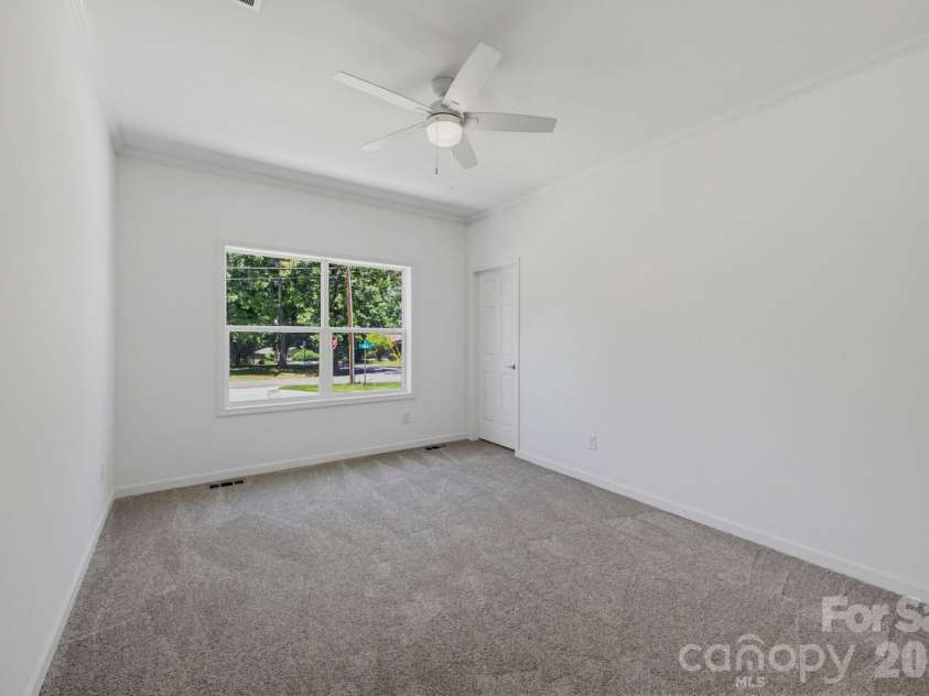 111 Sarah Avenue, Newton, NC 28658.  MLS# CAR4383528, YatesRealty ID 23394. 