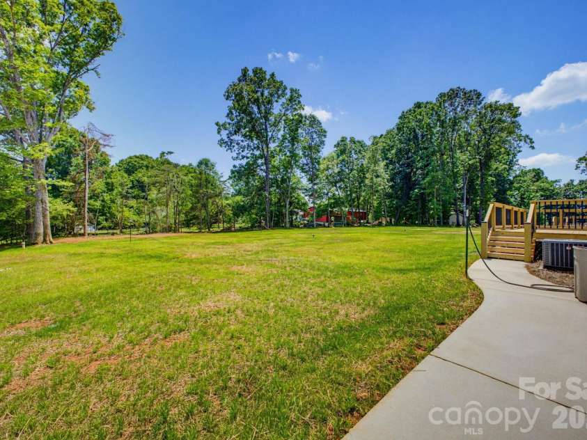 111 Sarah Avenue, Newton, NC 28658.  MLS# CAR4383528, YatesRealty ID 23394. 