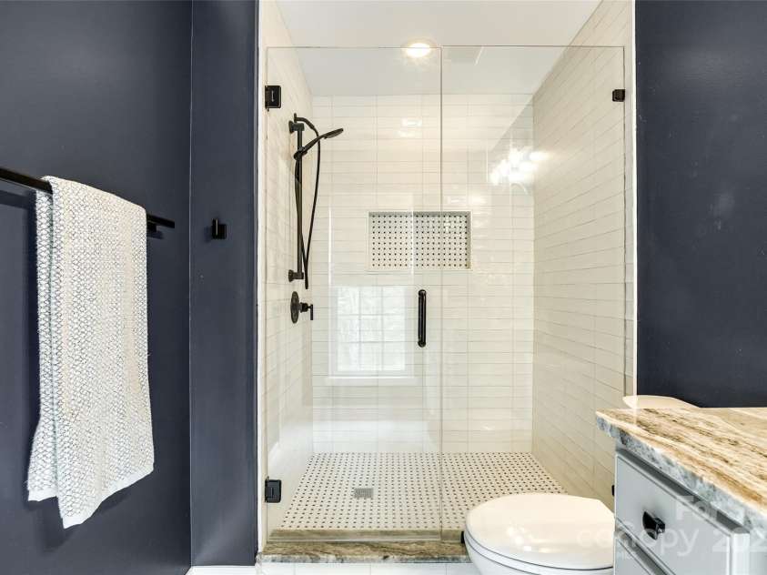 815 Granby Drive, Fort Mill, SC 29708.  MLS# CAR4266029, YatesRealty ID 23394. Bathroom 2