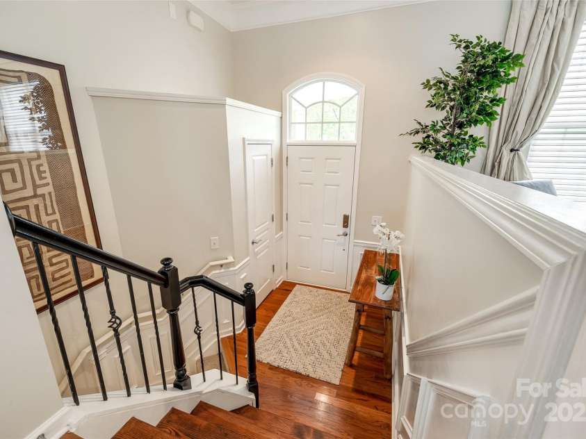 815 Granby Drive, Fort Mill, SC 29708.  MLS# CAR4266029, YatesRealty ID 23394. Foyer