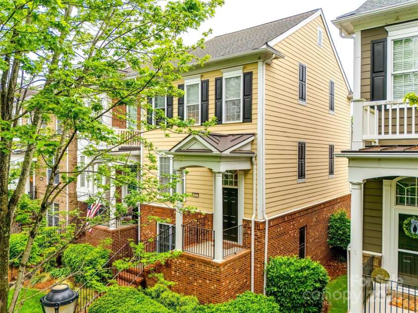 815 Granby Drive, Fort Mill, SC 29708.  MLS# CAR4266029, YatesRealty ID 23394. Front