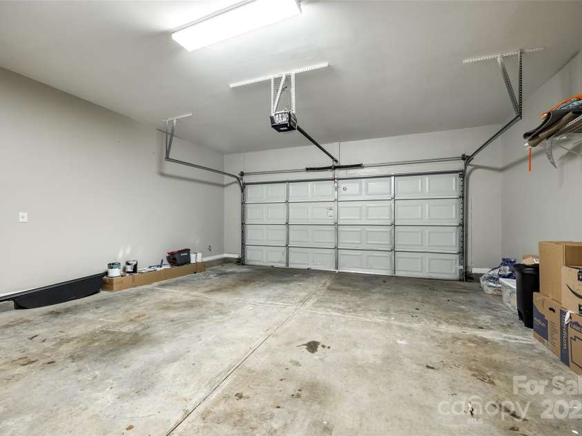 815 Granby Drive, Fort Mill, SC 29708.  MLS# CAR4266029, YatesRealty ID 23394. Two Car Garage