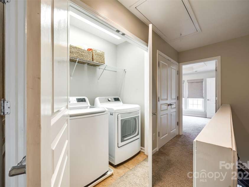 815 Granby Drive, Fort Mill, SC 29708.  MLS# CAR4266029, YatesRealty ID 23394. Upper Level Laundry