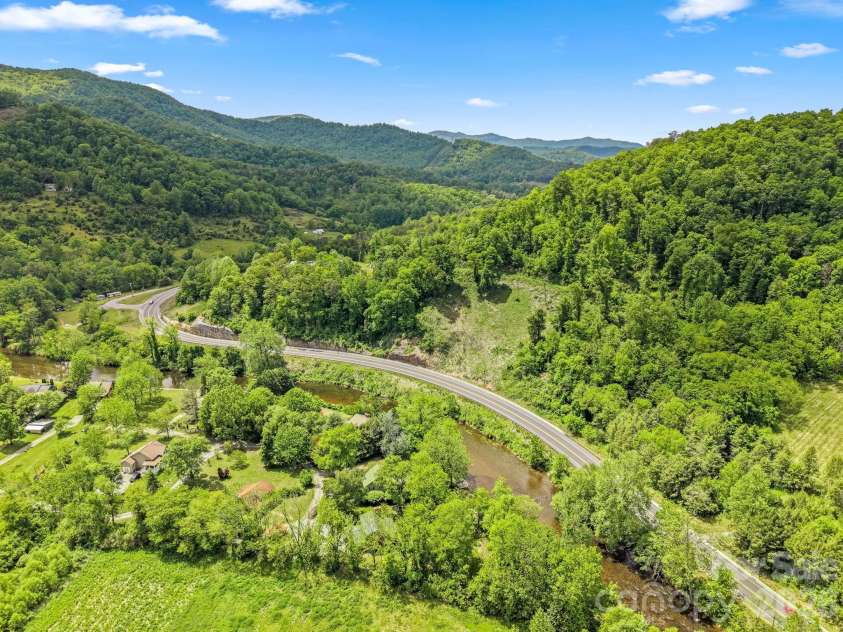 300 Bugle Boy Drive, Cullowhee, NC 28723.  MLS# CAR4383364, YatesRealty ID 23396. 