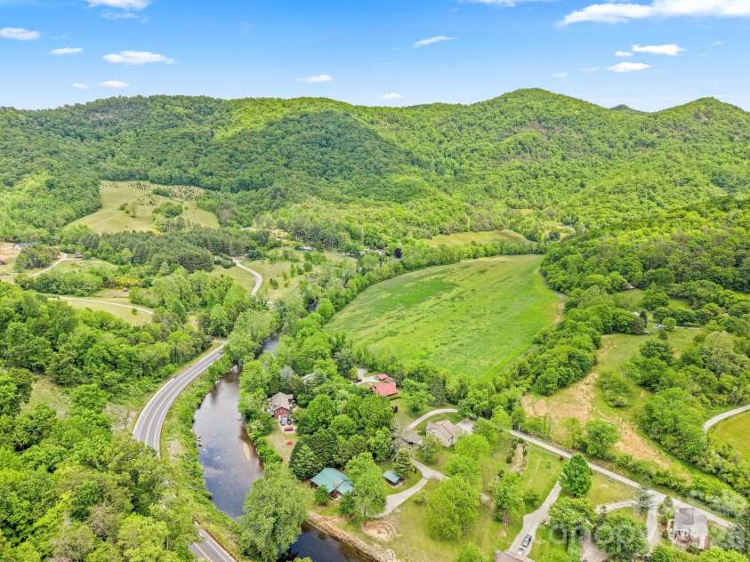 300 Bugle Boy Drive, Cullowhee, NC 28723.  MLS# CAR4383364, YatesRealty ID 23396. 