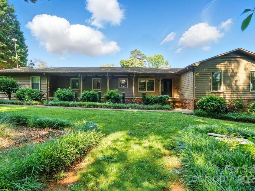 3135 Lake Shore Road, Denver, NC 28037.  MLS# CAR4270161, YatesRealty ID 23396. 