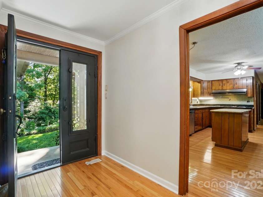 3135 Lake Shore Road, Denver, NC 28037.  MLS# CAR4270161, YatesRealty ID 23396. 