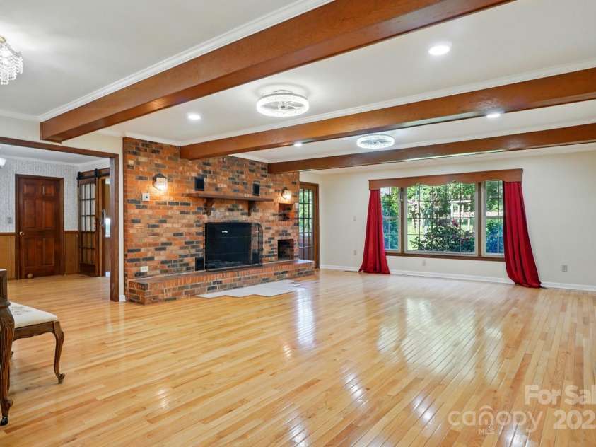 3135 Lake Shore Road, Denver, NC 28037.  MLS# CAR4270161, YatesRealty ID 23396. 