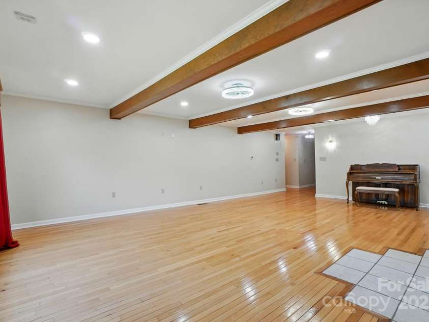 3135 Lake Shore Road, Denver, NC 28037.  MLS# CAR4270161, YatesRealty ID 23396. 