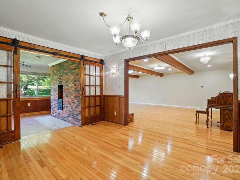 3135 Lake Shore Road, Denver, NC 28037.  MLS# CAR4270161, YatesRealty ID 23396. 