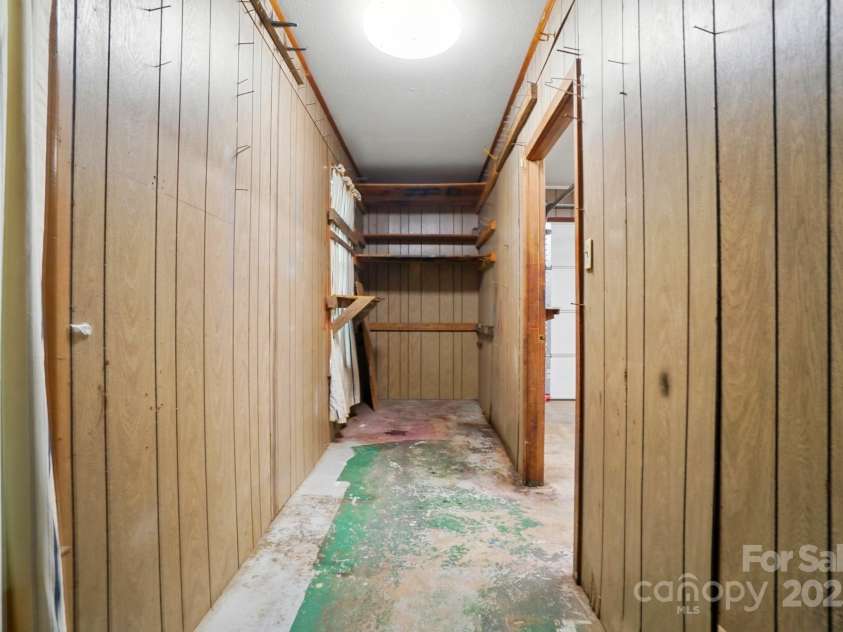 3135 Lake Shore Road, Denver, NC 28037.  MLS# CAR4270161, YatesRealty ID 23396. 