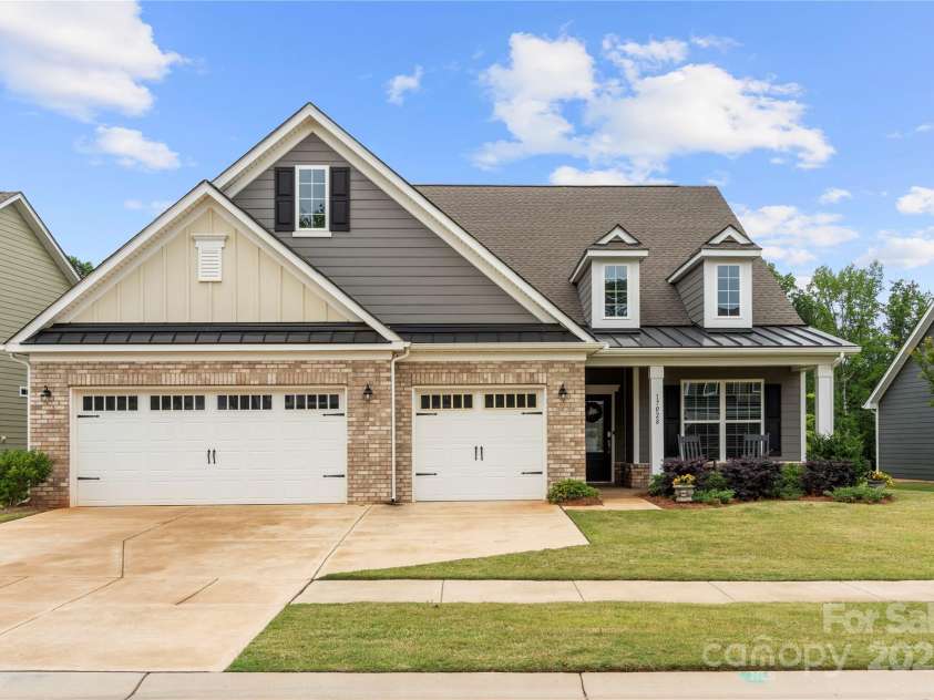 17028 River Race Drive, Huntersville, NC 28078.  MLS# CAR4259977, YatesRealty ID 23397. Schedule an appointment today to see this like-new home in Northbrook