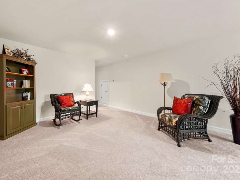 17028 River Race Drive, Huntersville, NC 28078.  MLS# CAR4259977, YatesRealty ID 23397. Upper level loft
