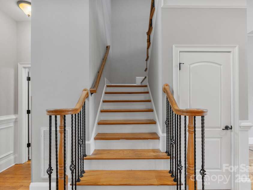 116 Whispering Cove Court, Mooresville, NC 28117.  MLS# CAR4242039, YatesRealty ID 23399. 