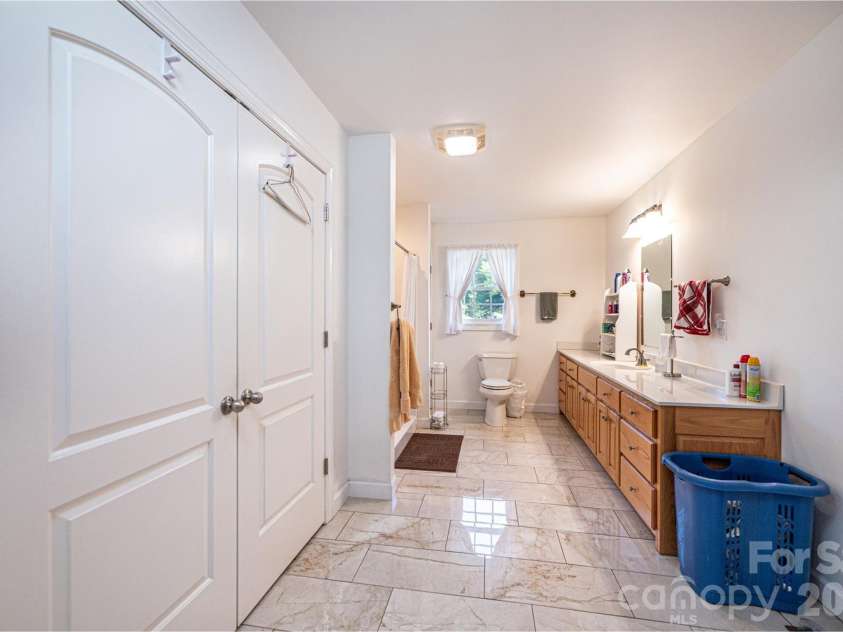 460 Sunset Street, Granite Falls, NC 28630.  MLS# CAR4382818, YatesRealty ID 23399. Bathroom 2