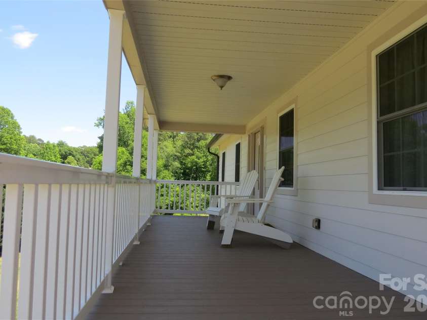 460 Sunset Street, Granite Falls, NC 28630.  MLS# CAR4382818, YatesRealty ID 23399. Front Porch