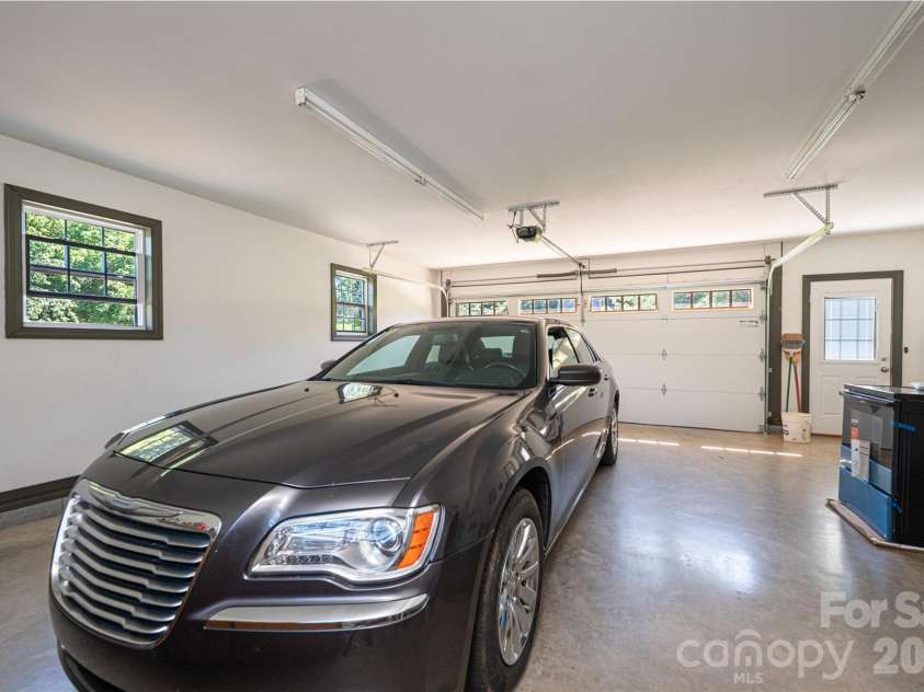 460 Sunset Street, Granite Falls, NC 28630.  MLS# CAR4382818, YatesRealty ID 23399. Garage