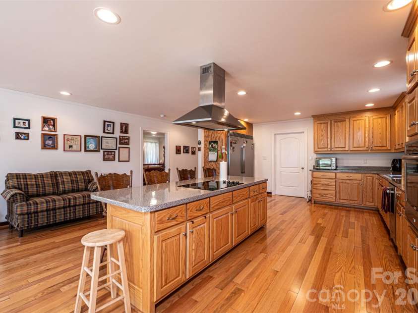 460 Sunset Street, Granite Falls, NC 28630.  MLS# CAR4382818, YatesRealty ID 23399. Kitchen