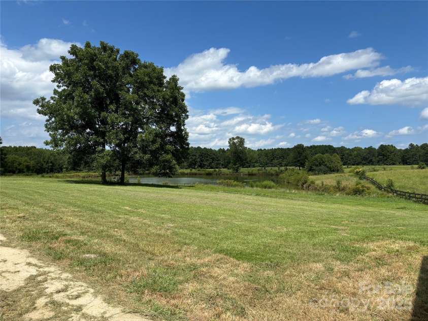 2417 Lynwood Drive, Lancaster, SC 29720.  MLS# CAR4244879, YatesRealty ID 234. 