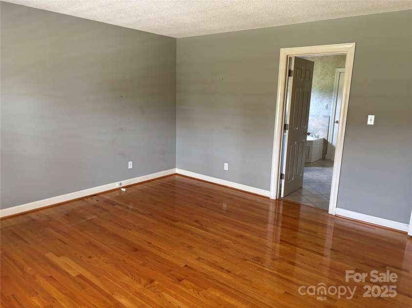 2417 Lynwood Drive, Lancaster, SC 29720.  MLS# CAR4244879, YatesRealty ID 234. 