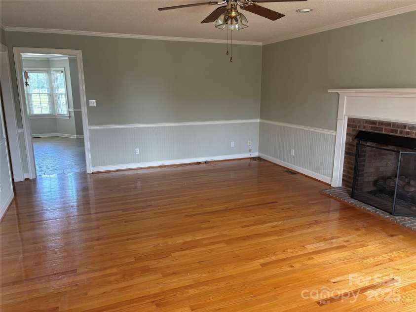 2417 Lynwood Drive, Lancaster, SC 29720.  MLS# CAR4244879, YatesRealty ID 234. 