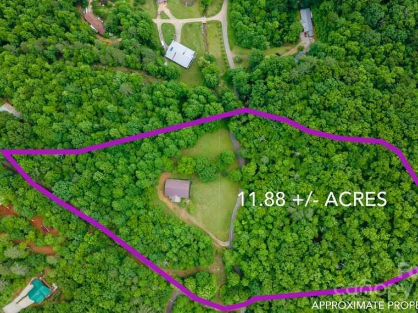 715 Anderson Creek Road, Franklin, NC 28734.  MLS# CAR4193373, YatesRealty ID 234. 