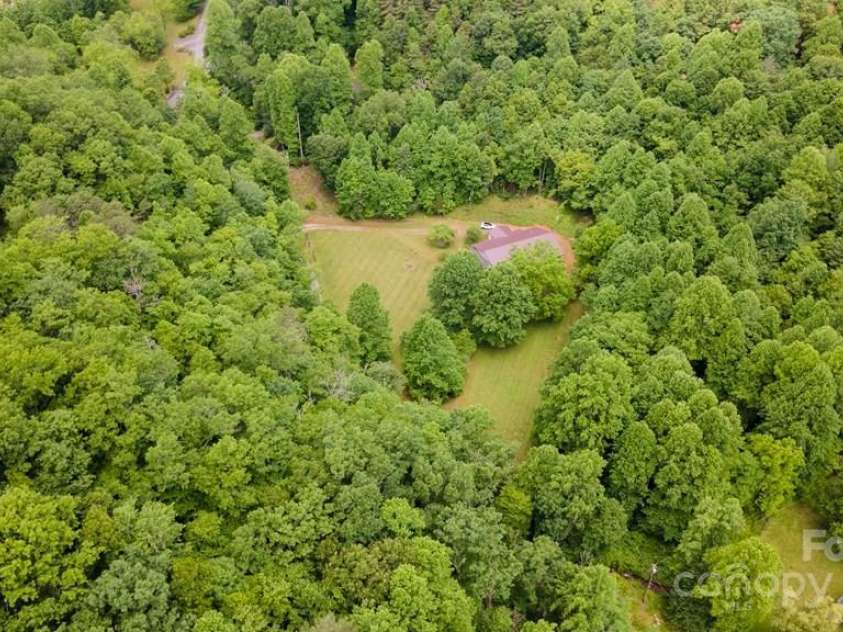 715 Anderson Creek Road, Franklin, NC 28734.  MLS# CAR4193373, YatesRealty ID 234. 
