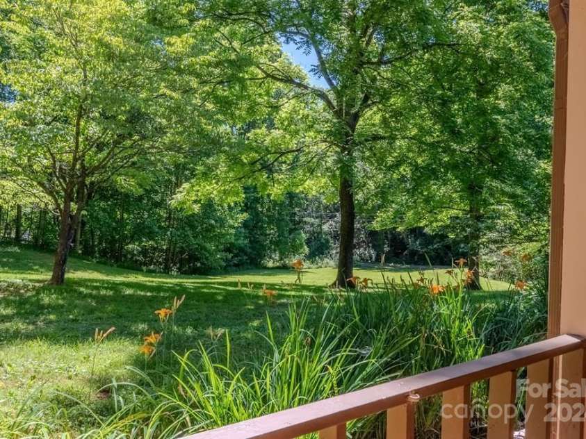 715 Anderson Creek Road, Franklin, NC 28734.  MLS# CAR4193373, YatesRealty ID 234. 