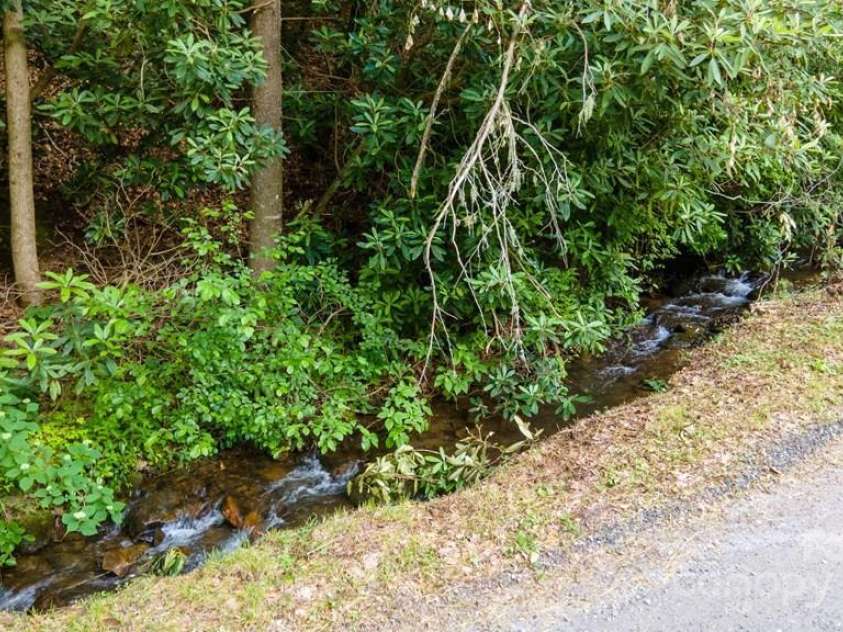 715 Anderson Creek Road, Franklin, NC 28734.  MLS# CAR4193373, YatesRealty ID 234. 