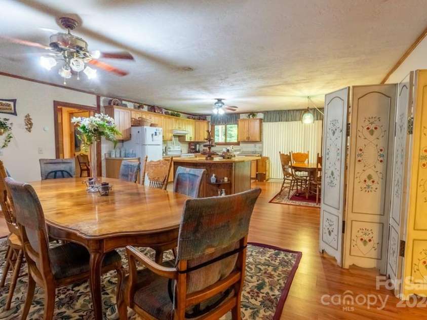 715 Anderson Creek Road, Franklin, NC 28734.  MLS# CAR4193373, YatesRealty ID 234. 