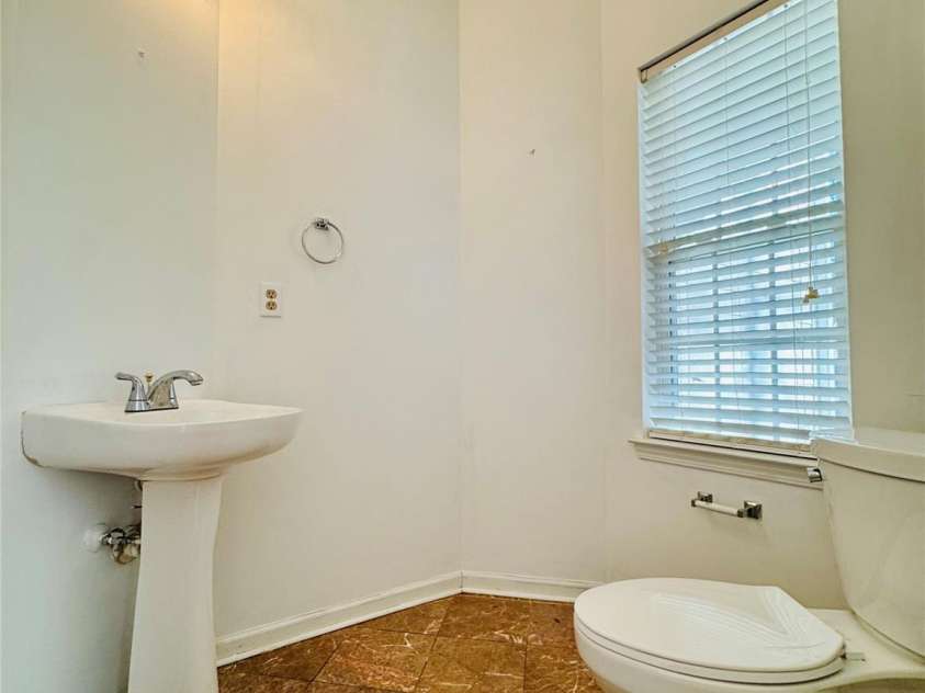 7411 Gate Key Court, Stanley, NC 28164.  MLS# CAR4335011, YatesRealty ID 2340. Guest Bathroom.