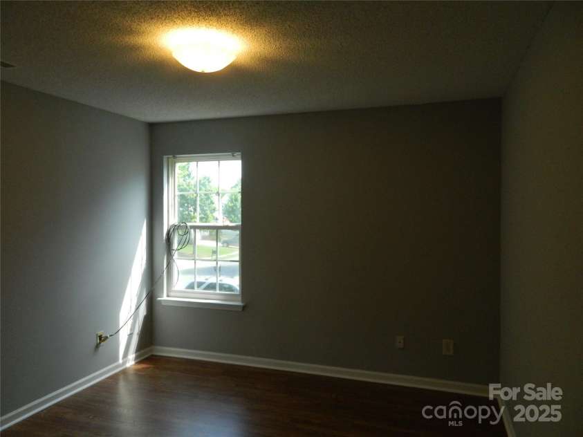 10516 Pickerel Lane, Charlotte, NC 28213.  MLS# CAR4268381, YatesRealty ID 23401. 