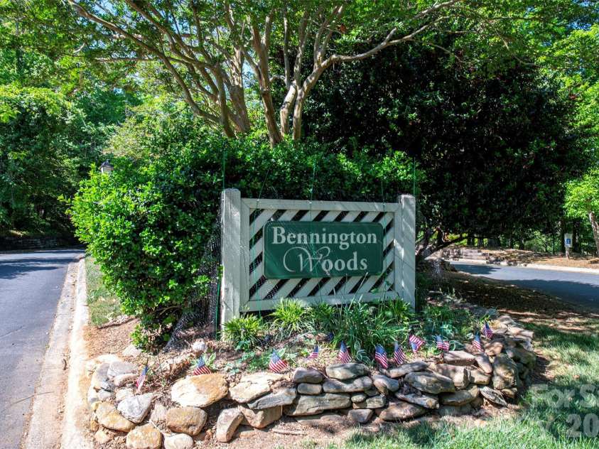 6500 Clavell Lane, Charlotte, NC 28210.  MLS# CAR4379511, YatesRealty ID 23401. 