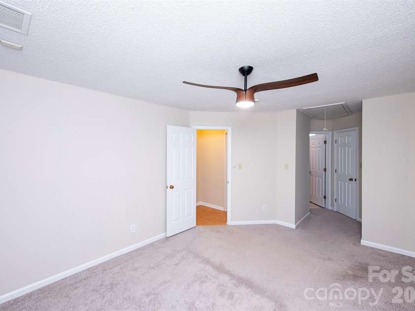 6500 Clavell Lane, Charlotte, NC 28210.  MLS# CAR4379511, YatesRealty ID 23401. Secondary Bedroom