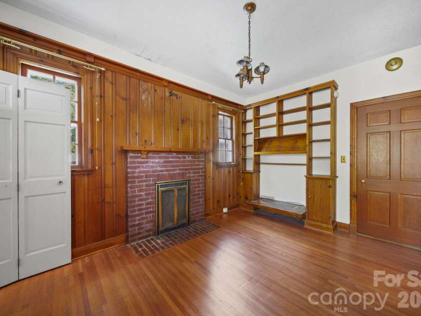 1510 Jackson Road, Gastonia, NC 28052.  MLS# CAR4383504, YatesRealty ID 23402. 