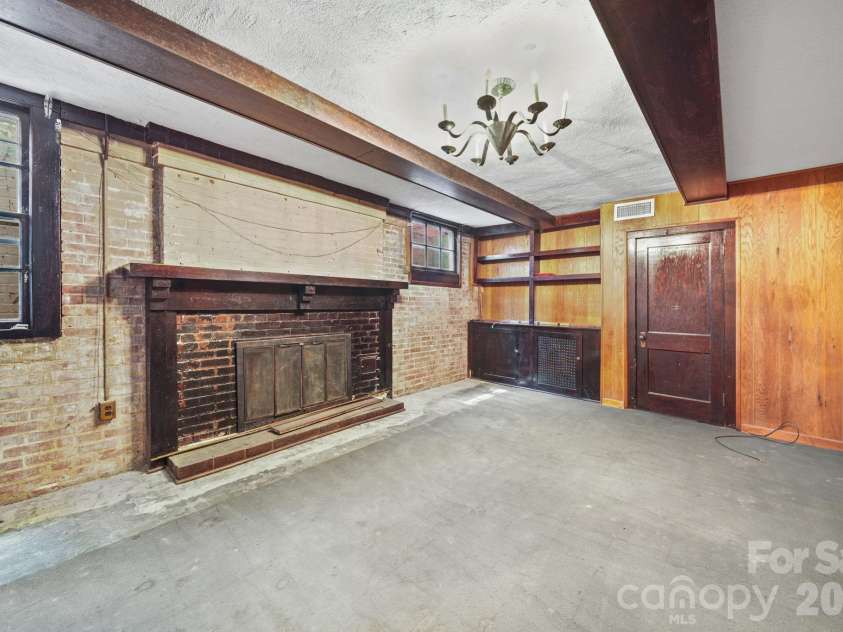 1510 Jackson Road, Gastonia, NC 28052.  MLS# CAR4383504, YatesRealty ID 23402. 